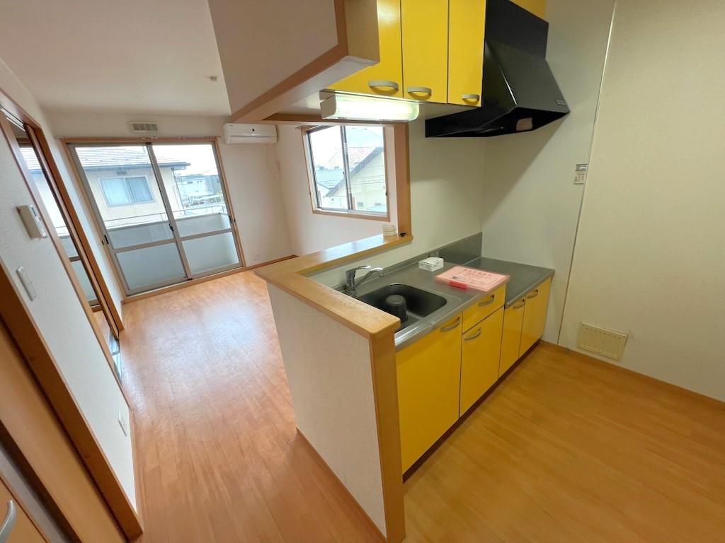 キッチン　※201号室の画像です