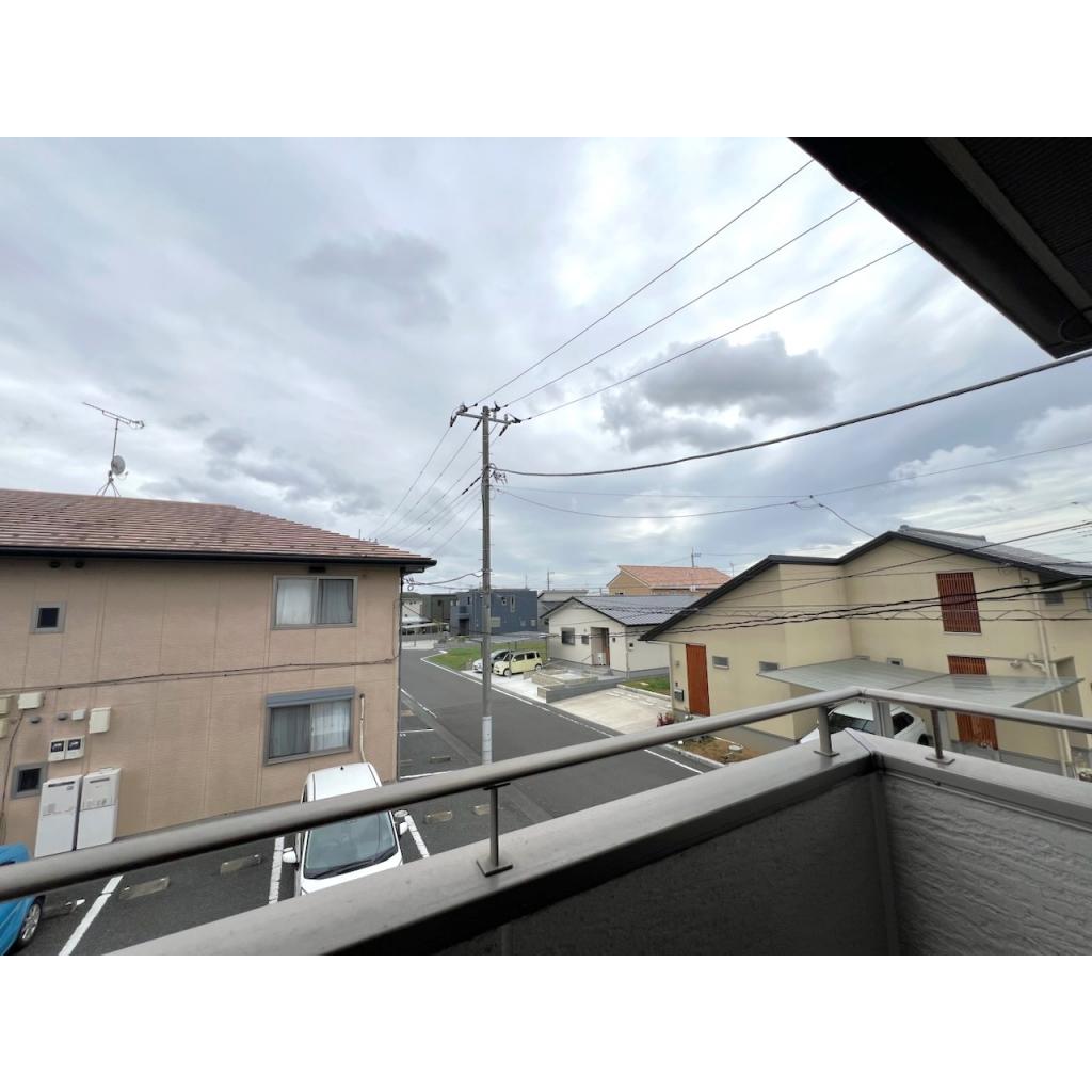 バルコニー　※201号室の画像です