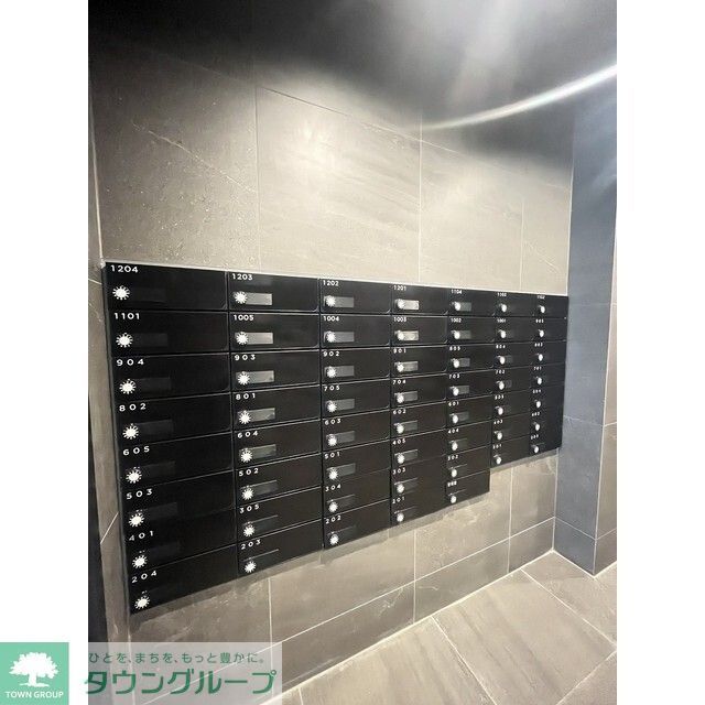 エントランス　メールボックス