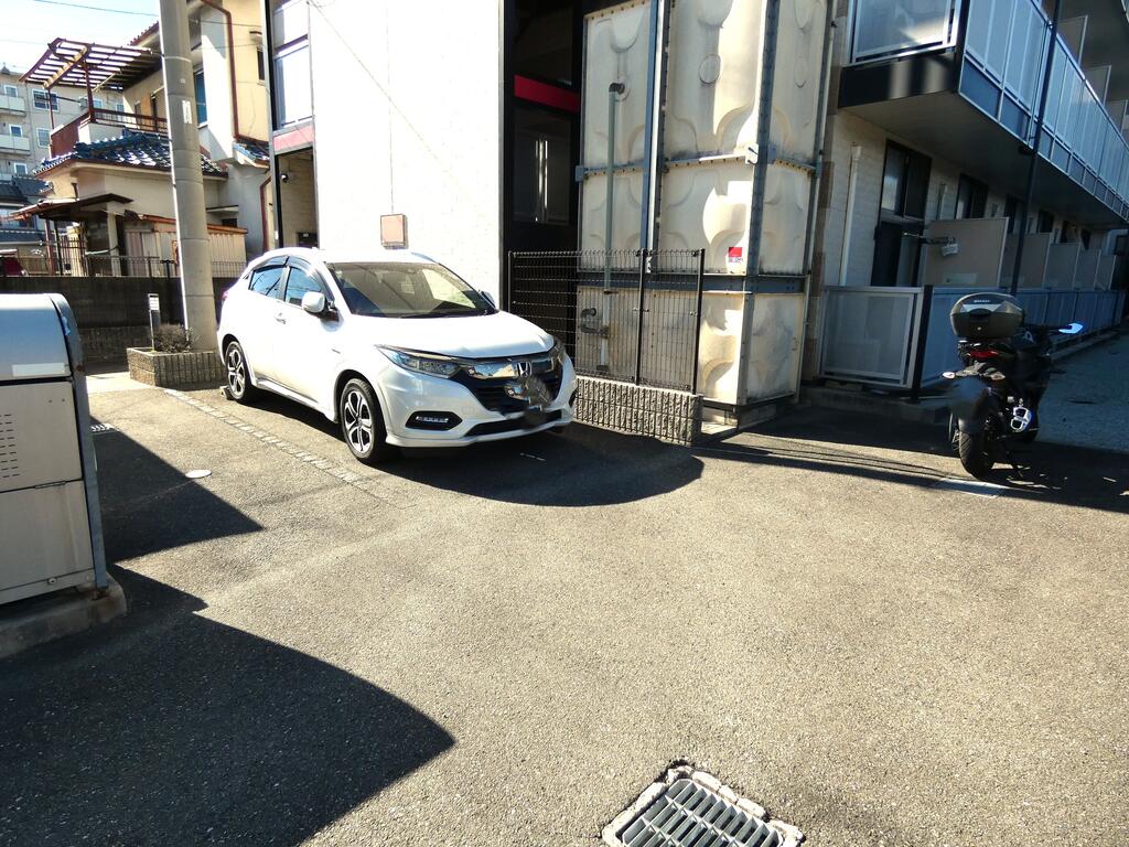 駐車場　駐車場枠1台有ります！空き確認はお問い合わせください☆