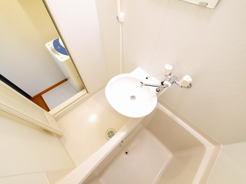 バス・シャワールーム　日々の疲れを癒すお風呂付です