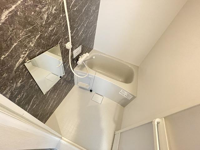 バス・シャワールーム　浴室