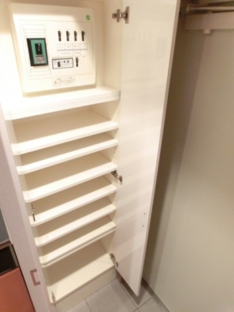 玄関　シューズボックス付き