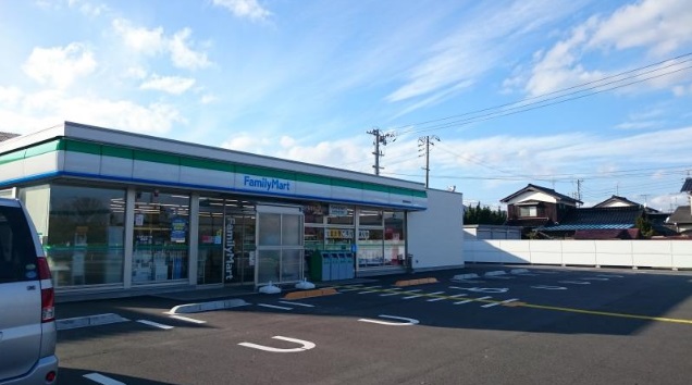 コンビニ　ファミリーマート　福定店（コンビニ）まで533m