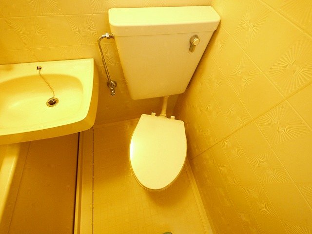 トイレ　コンパクトで使いやすいトイレです