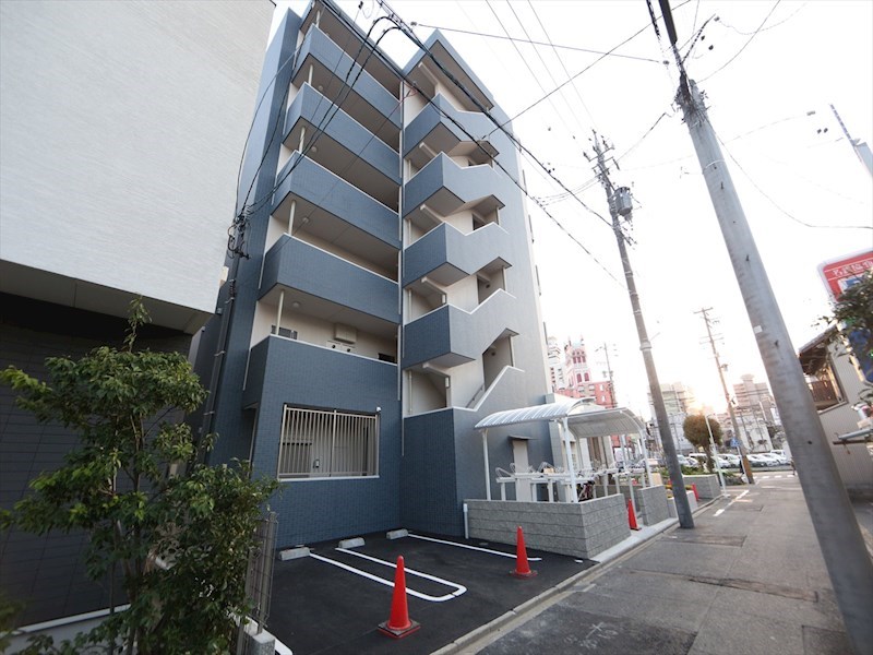 建物外観　外観　防犯カメラ付　オートロック　宅配ＢＯＸ