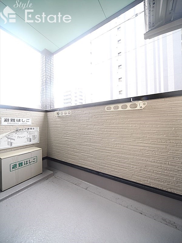 バルコニー　バルコニー