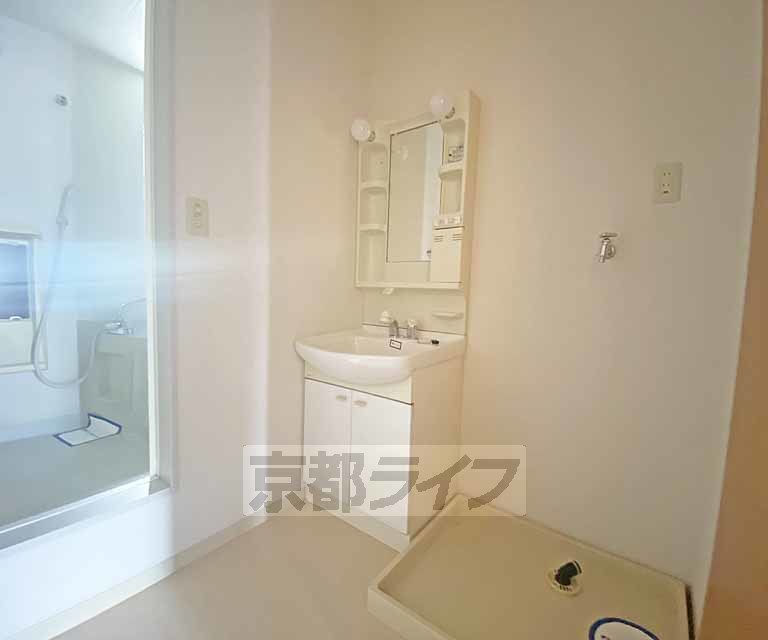 洗面設備　洗面台です。