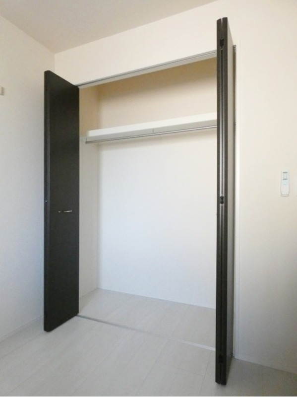 収納　図面と現状に相違がある場合には現状を優先