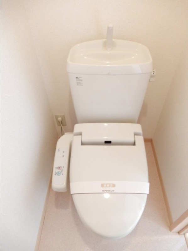 トイレ　図面と現状に相違がある場合には現状を優先