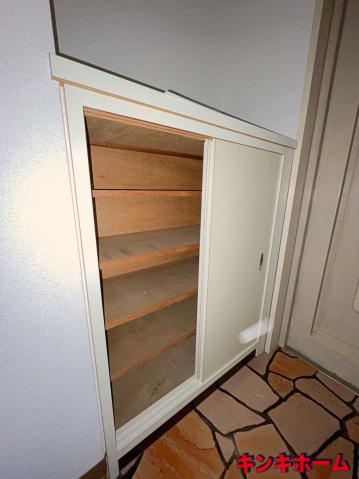 玄関　シューズボックス