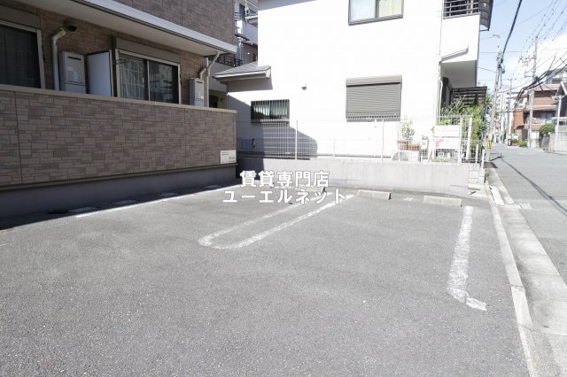 駐車場　敷地内駐車場あり◎