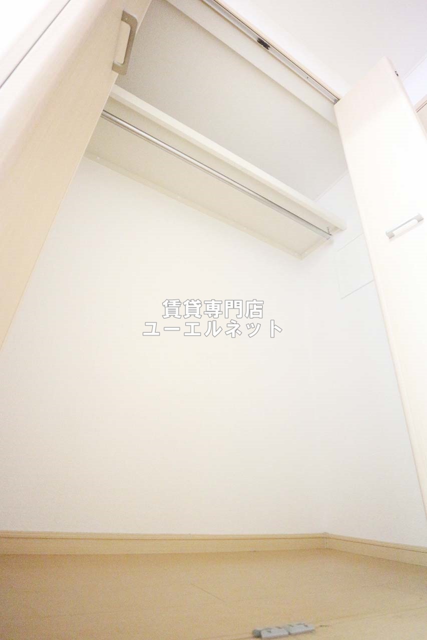 収納　クローゼット付きでお部屋もスッキリ♪