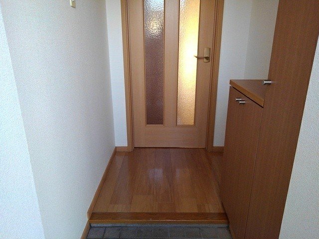 玄関　落ち着いた玄関です
