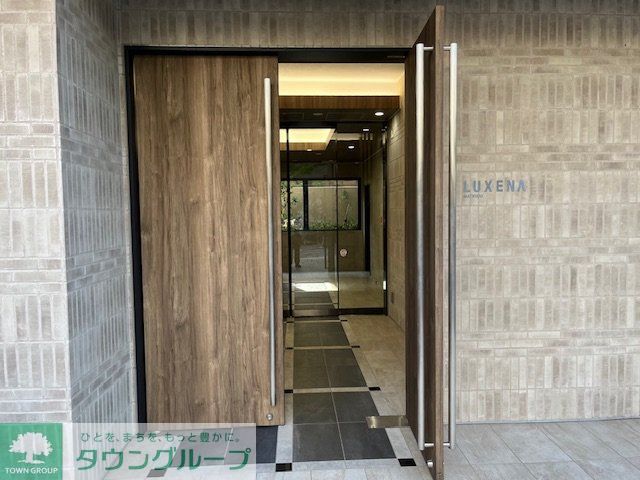 エントランス　外観