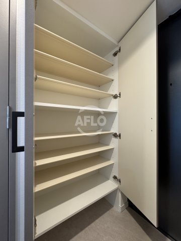 収納　S-RESIDENCE阿波座bouncy　玄関収納