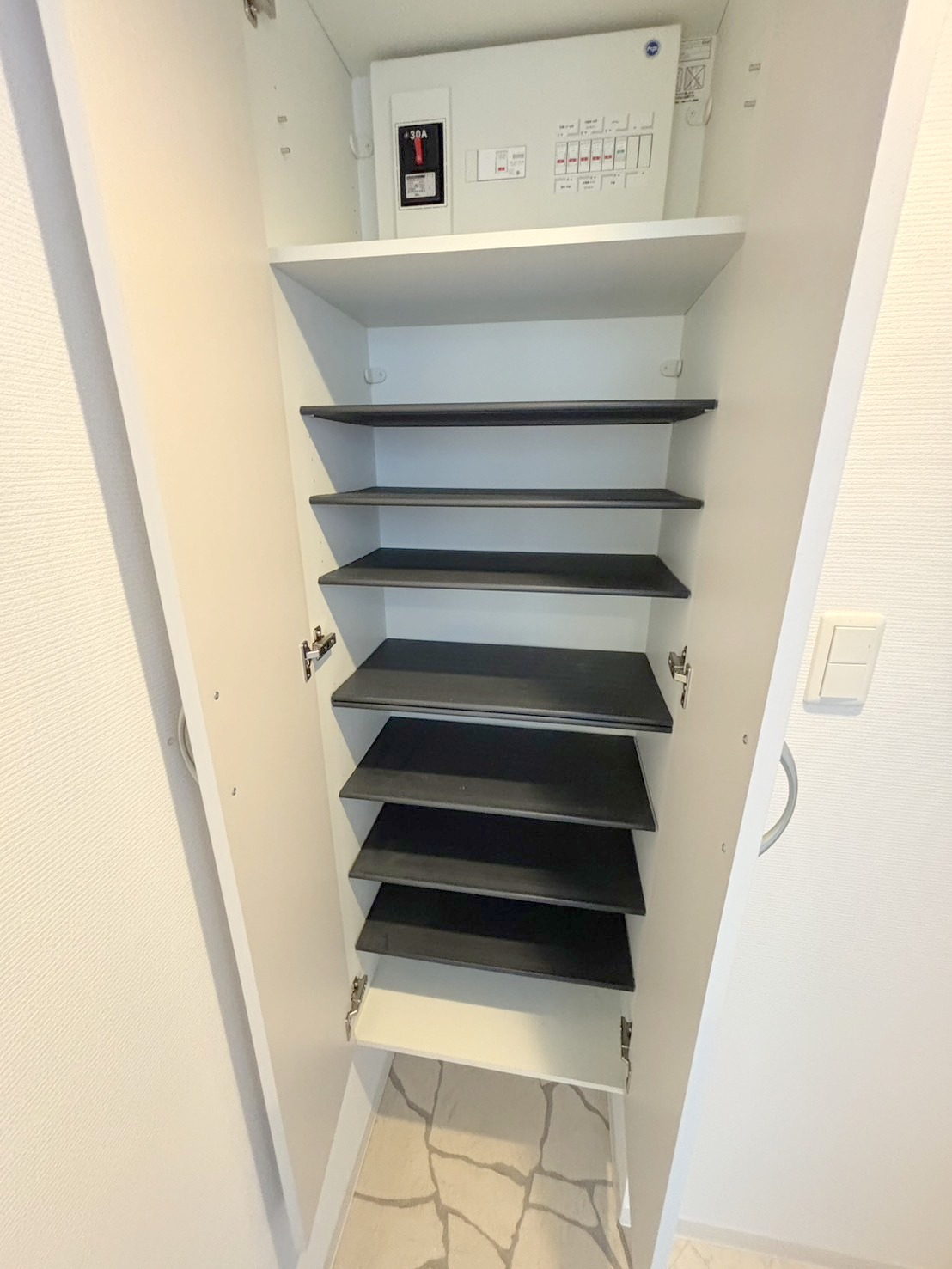 収納　大容量のシューズボックスもございます♪