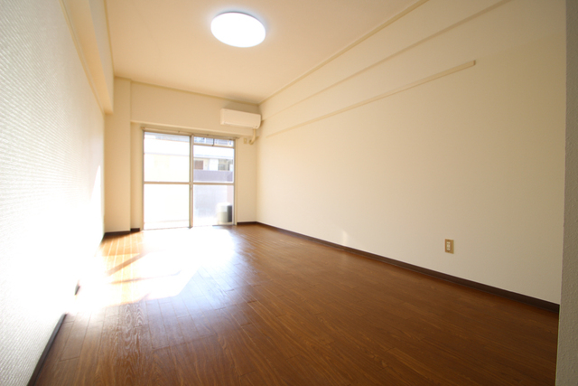 居室・リビング　※別部屋の参考写真の為、原状優先です。