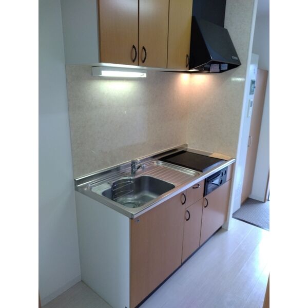 キッチン　別間取り　イメージ写真