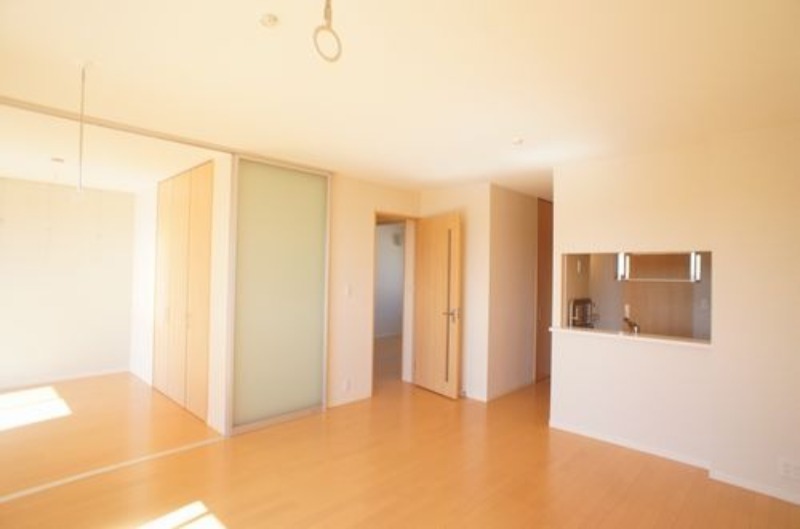 居室・リビング　図面と現状に相違がある場合には現状を優先