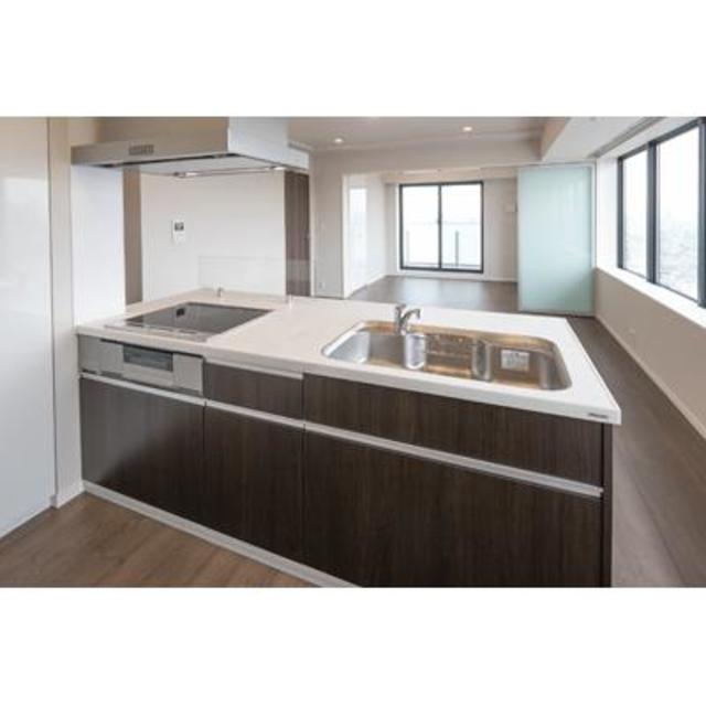 キッチン　※写真は同タイプ住戸です。