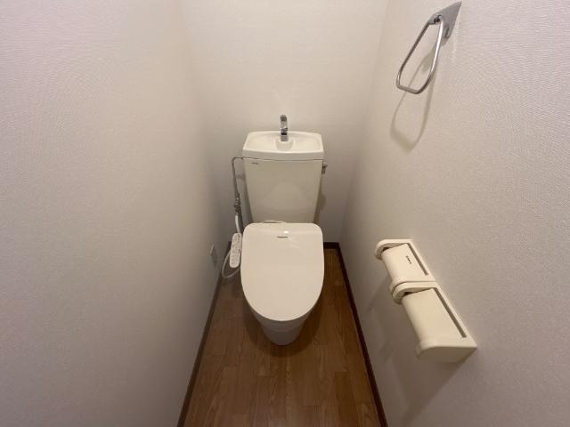 トイレ　トイレ
