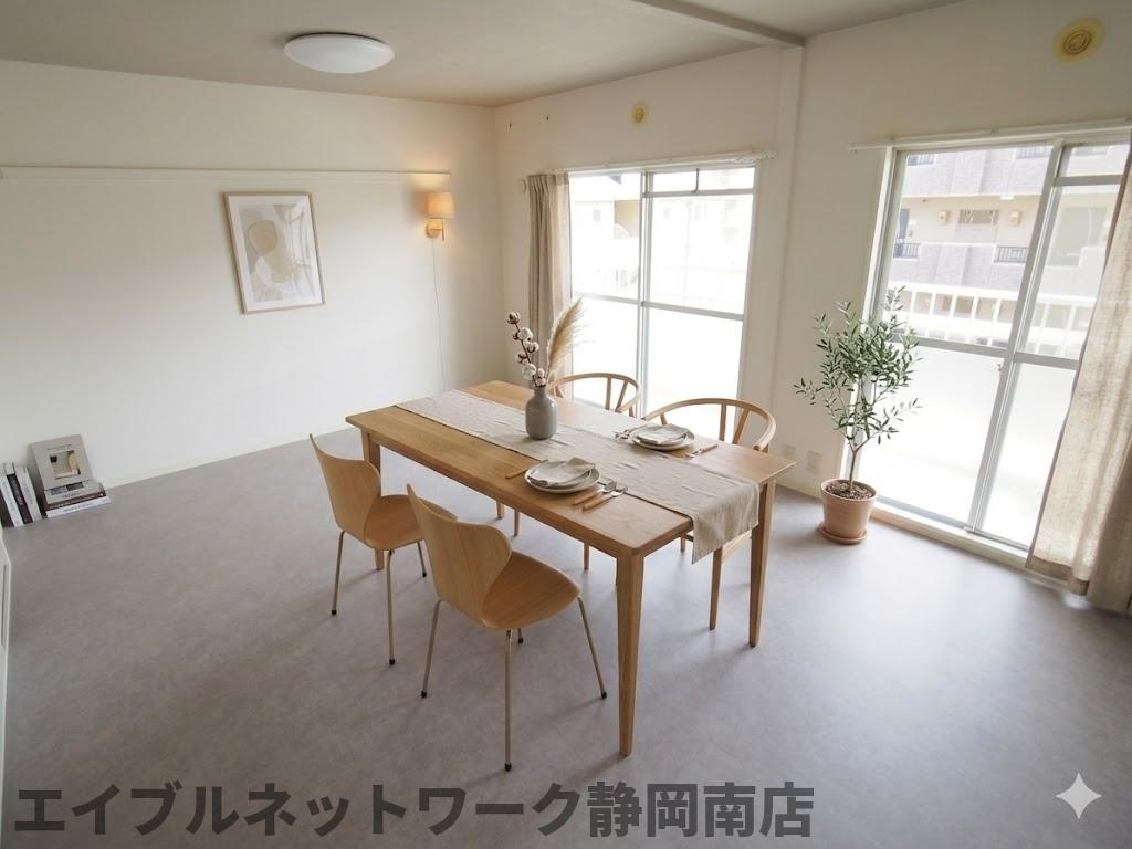 その他部屋・スペース　家具備品はCGによるイメージで、実際の物件には含まれません。