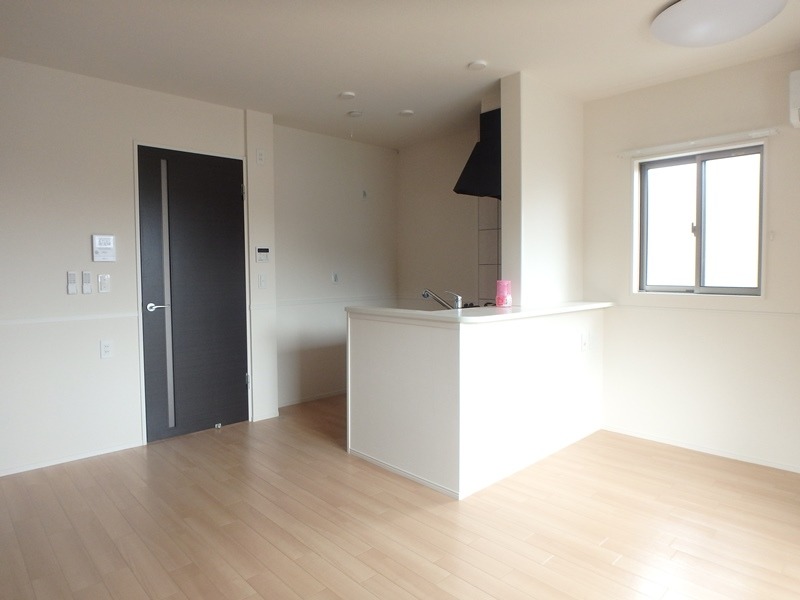 居室・リビング　図面と現状に相違がある場合には現状を優先