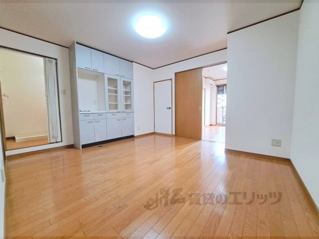 居室・リビング　リビング