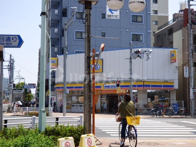 コンビニ　ミニストップ吾妻橋3丁目店（コンビニ）まで90m