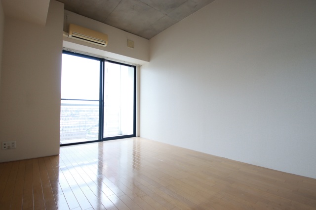 居室・リビング　※別室の参考写真の為、現況優先です。