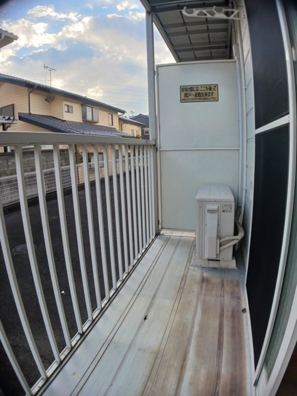 バルコニー　図面と現状に相違がある場合には現状を優先