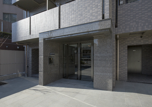 エントランス　エントランス