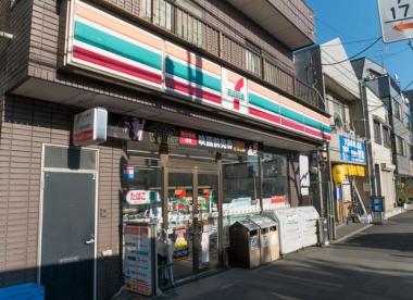 コンビニ　セブンイレブン 大田区東馬込2丁目店（コンビニ）まで353m