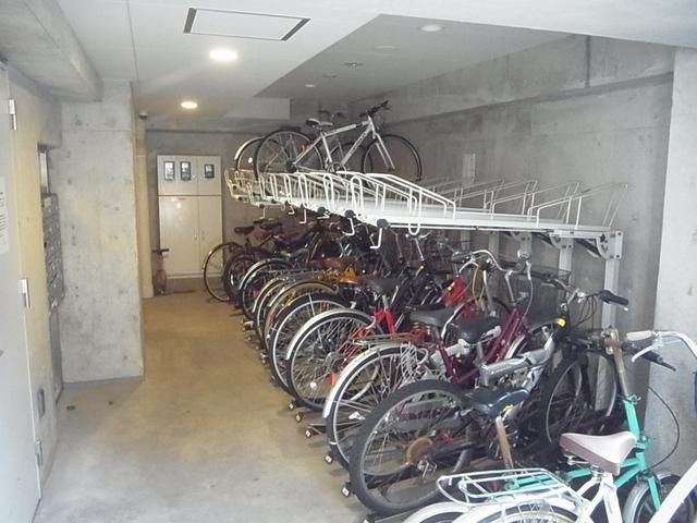 その他共有部分　駐輪場（屋根付敷地内）