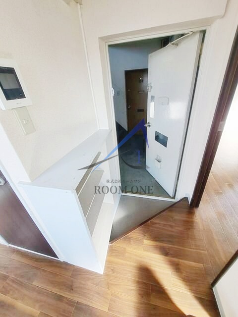 玄関　玄関です。