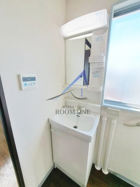 洗面設備　洗面台です。