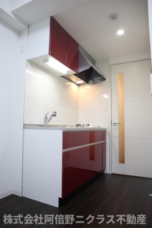 キッチン　内装は別部屋の参考写真です。