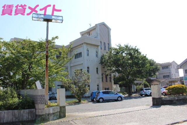 小学校　桑名市立藤が丘小学校（小学校）まで1859m