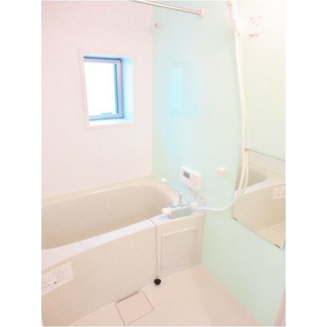 バス・シャワールーム　追焚機能・浴室乾燥機付き