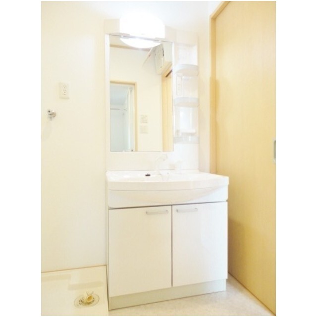 洗面設備　独立洗面台・室内洗濯機置