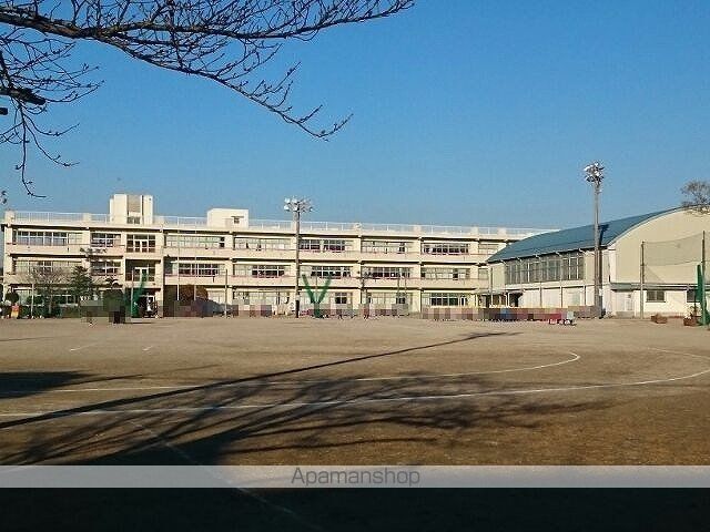 小学校　礼羽小学校（小学校）まで160m