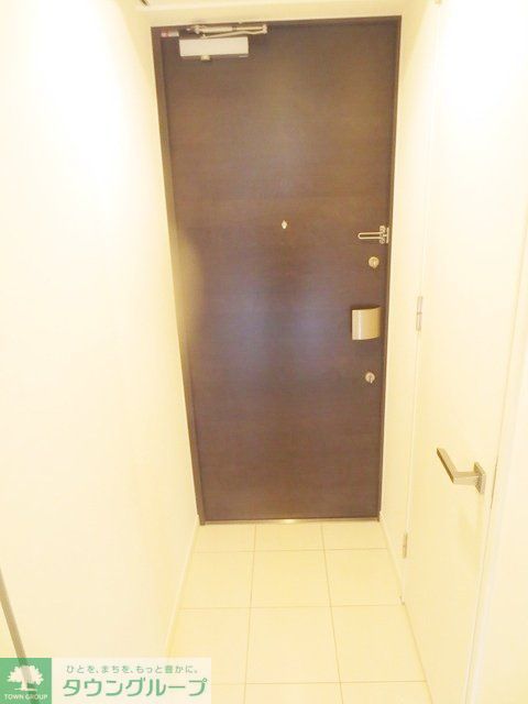 玄関　お部屋探しは株式会社　タウンハウジング　までお気軽にお問合…