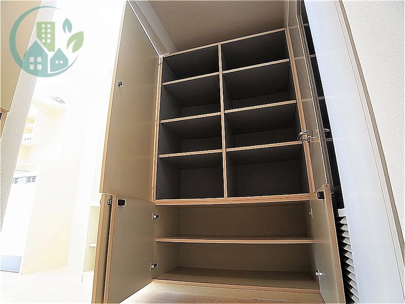 収納　メゾンド六甲パートII