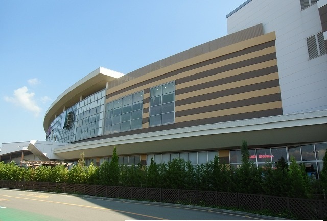 ショッピングセンター　イオンかほく（ショッピングセンター）まで3000m