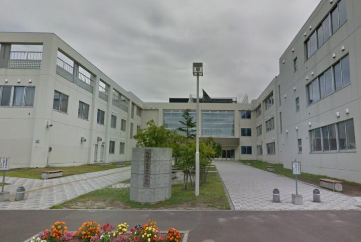 中学校　屯田北中学校（中学校）まで730m