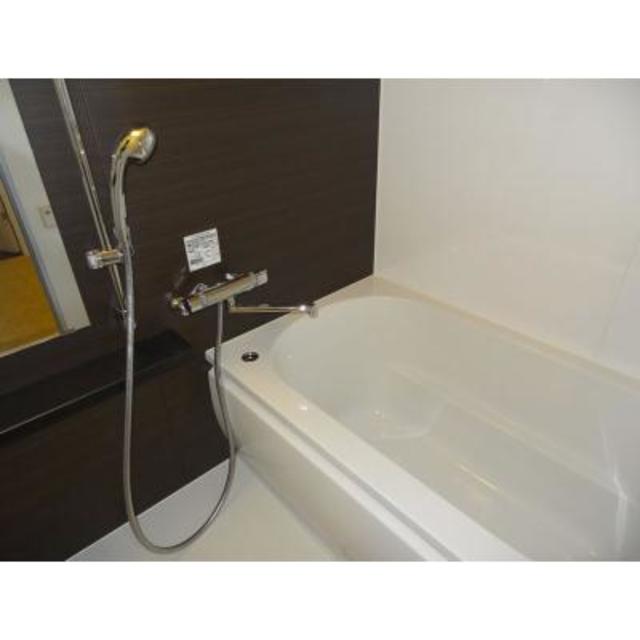 バス・シャワールーム　※写真は同タイプ住戸です。