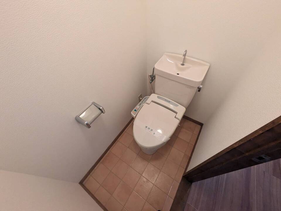 トイレ　トイレ