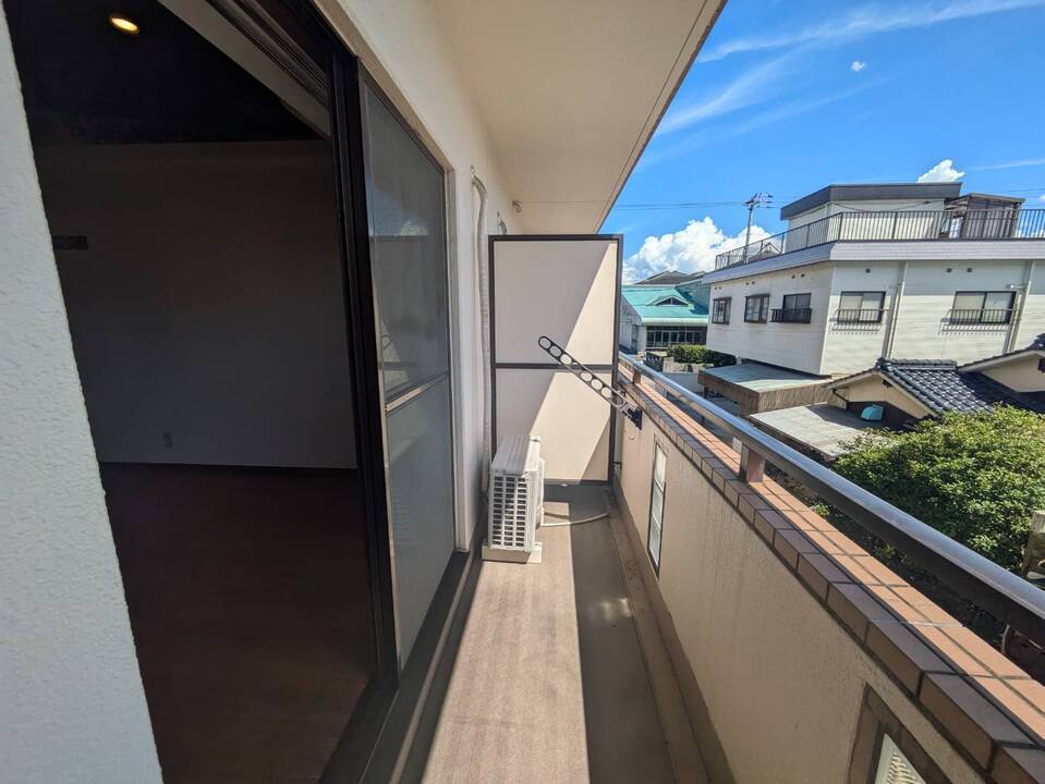 バルコニー　バルコニー