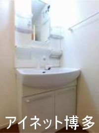 洗面設備　朝の支度はこちらでどうぞ